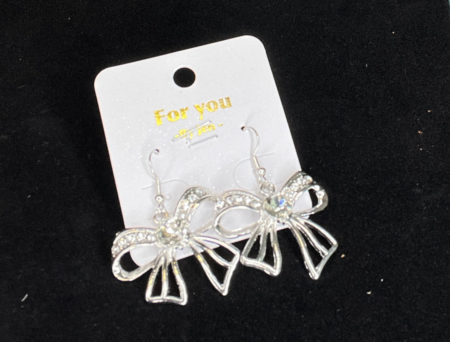 Twinkle Belle Bow Earrings