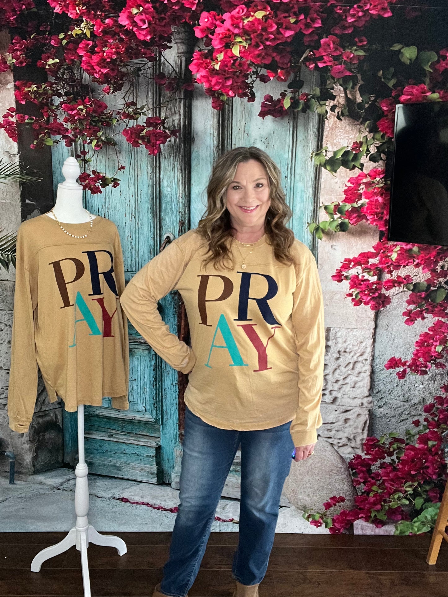 PRAY - Graphic Tee; Long sleeve