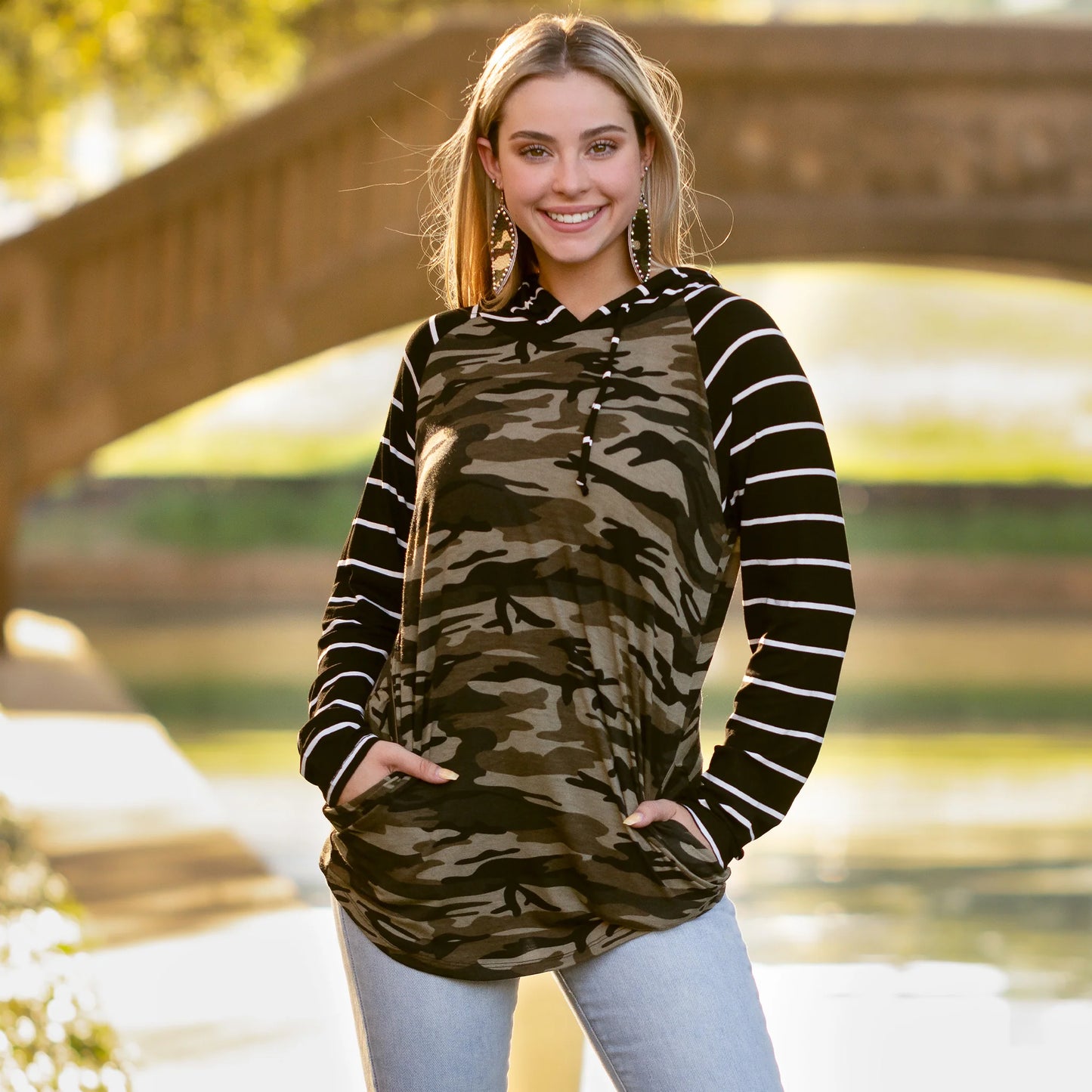 Camo & Cozy Hoddie