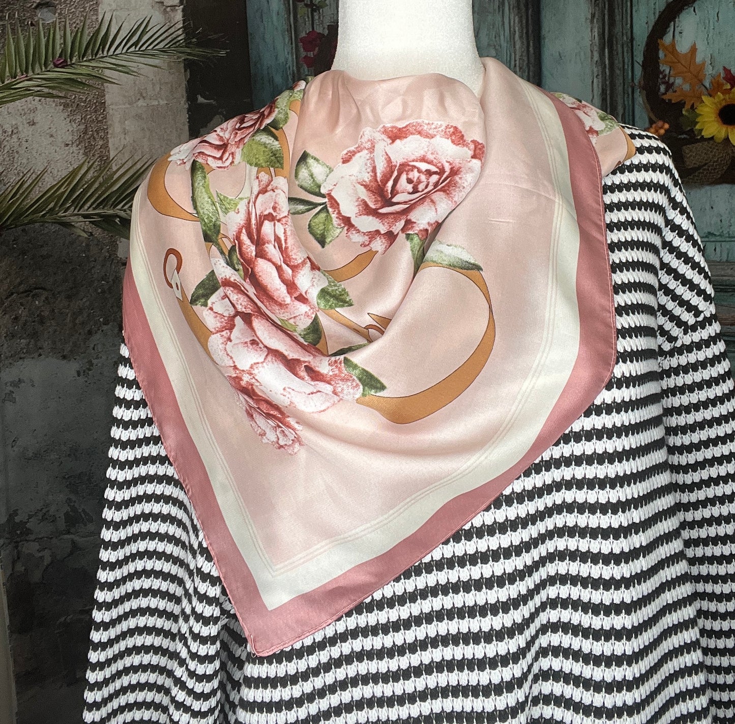 Rose-Colored Wild Rag