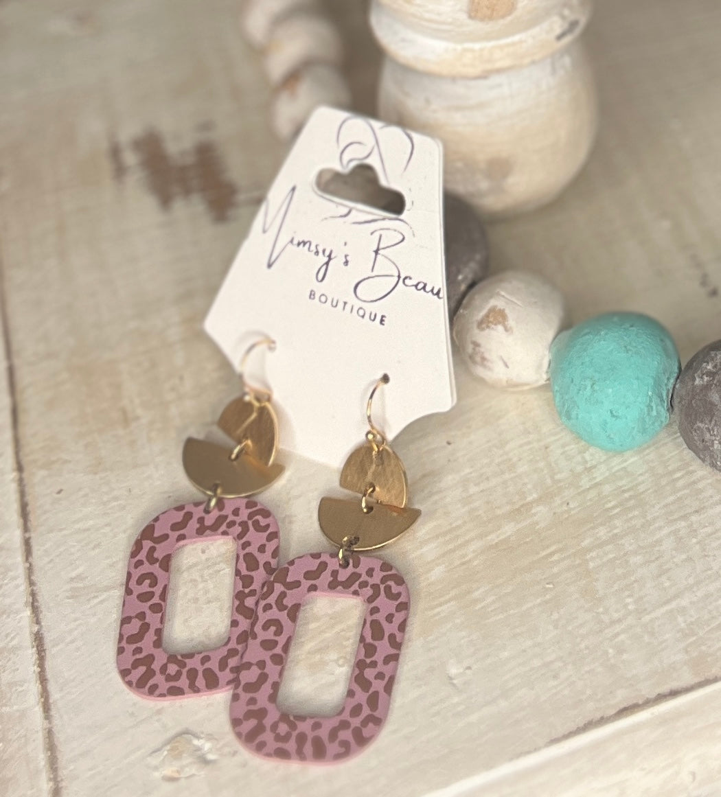 Cheetah Chic Dangle Earrings